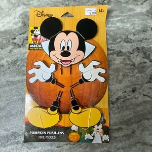 Disney's Mickey Halloween Pumpkin Push-ins Decoration Kit 5 piece set NIP